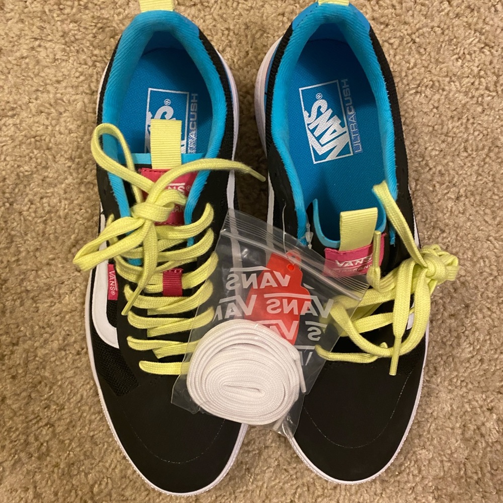 Vans Ultra Range Expo